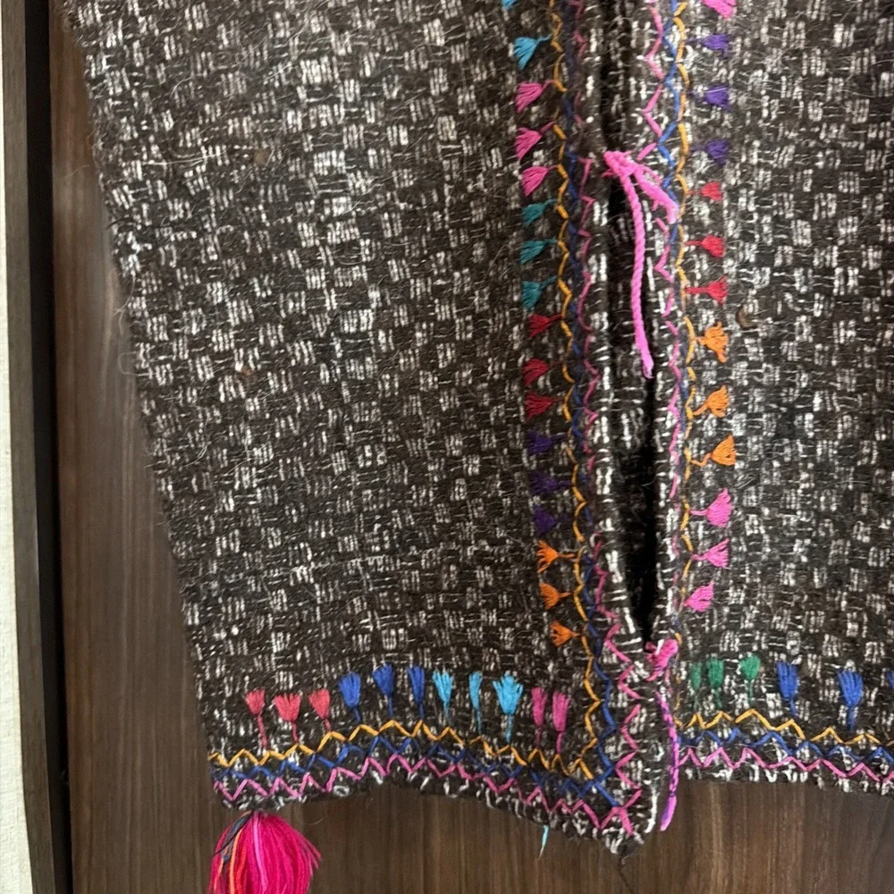 Vintage Handmade Wool hand loomed primative native american mayan aztec rug vest